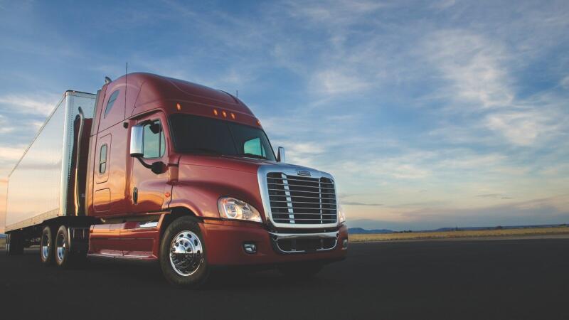 freightliner commercial truck